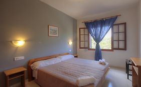 Fergus Club Carema Splash